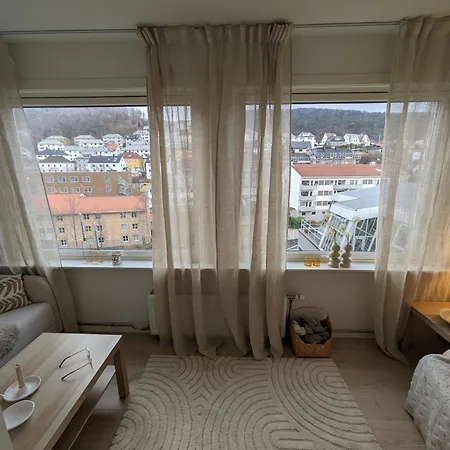 Apartment Meget Hjemmekoseligisentraltinyoppusset *